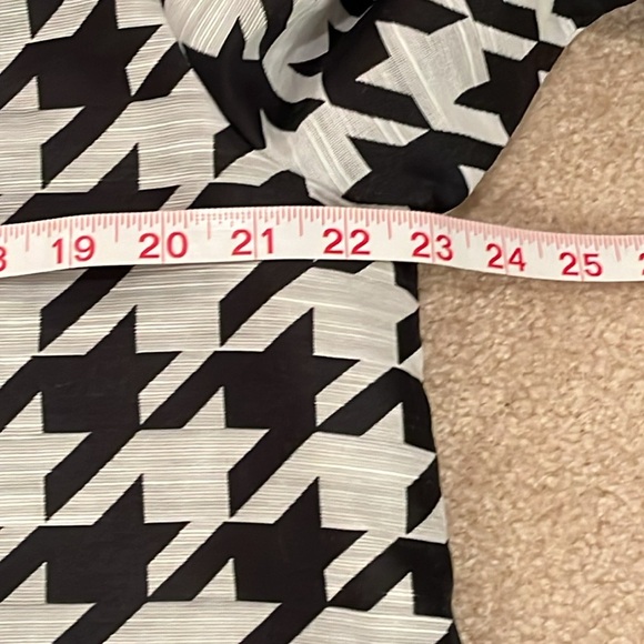 NEW ala Bala Houndstooth Pleated Shacket – Statement Button-Down Blazer (XL) - Picture 8 of 17